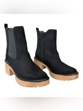 Target Black Chelsea Platform Booties with Tan Lug Sole Size 6.5